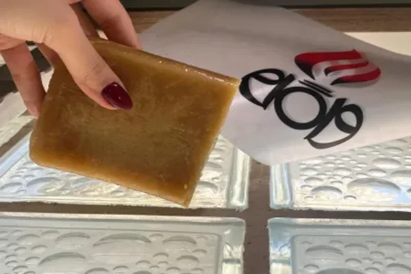 Iran Light Slack Wax Supplier
